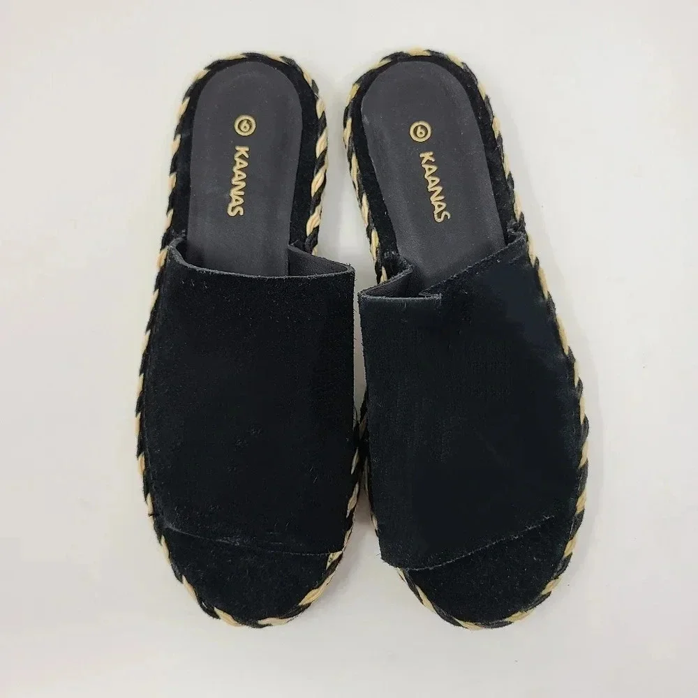 NWT Kaanas Maui Black Leather Open Toe Slides 6